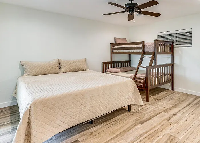Fully Furnished Poolside Oasis 5 Mi To Havasu * Lake Havasu City