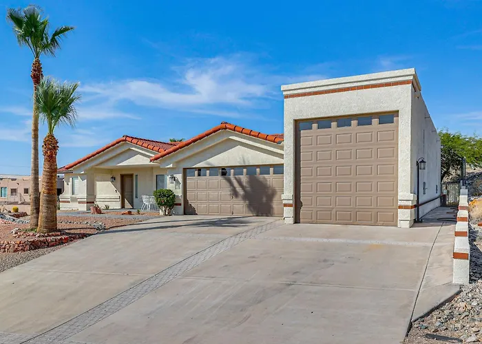 Fully Furnished Poolside Oasis 5 Mi To Havasu Holiday home
